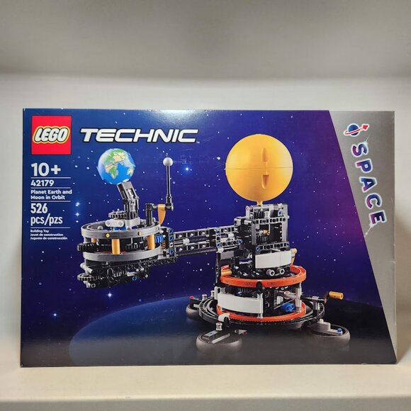 42179 LEGO Technic Planet Earth Moon Sun in Orbit Building Set Outer Space Solar - Picture 6 of 13